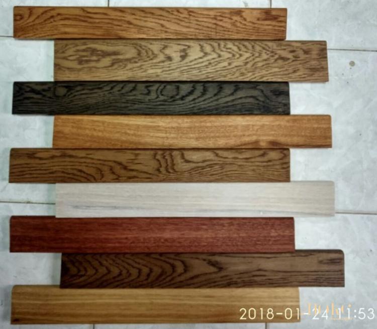 Выбираем плинтусы из массива дуба